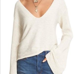 FREE PEOPLE FLARE SLEEVE SWEATER